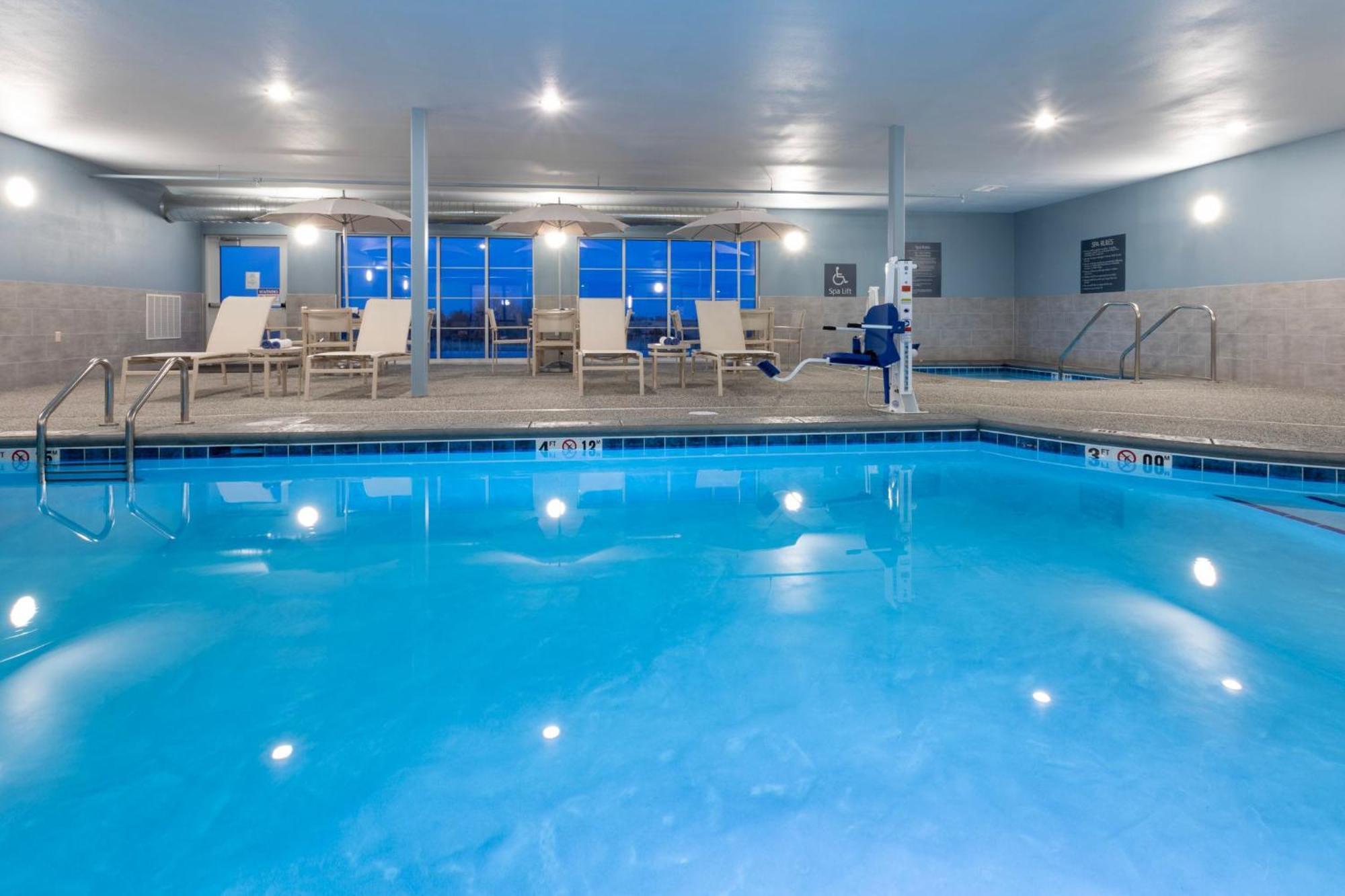 Grandstay Hotel & Suites Algona 外观 照片